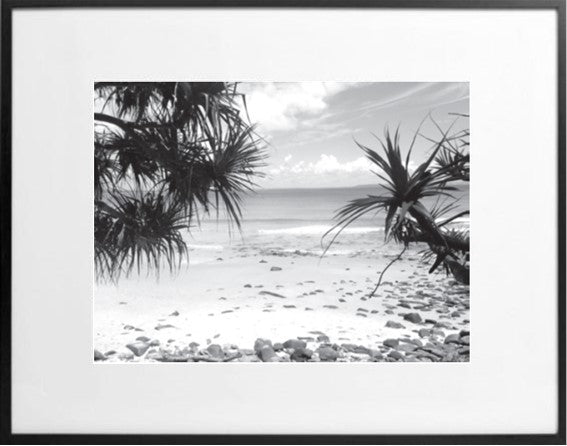 Noosa black white print - LHBW17