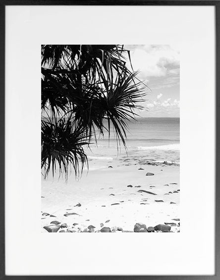 Noosa black white print - LHBW16